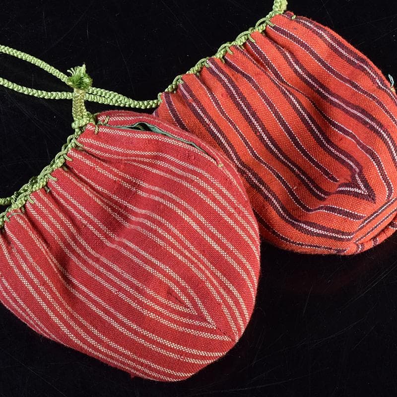 煎茶道具　九谷焼　赤絵　人物文　煎茶碗　六客　仕覆・時代箱付　M　R7559