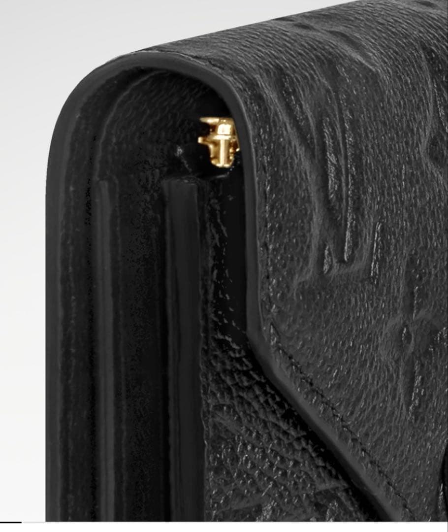 新品同様　ポルトフォイユ・ヴィクトリーヌ　ノワール