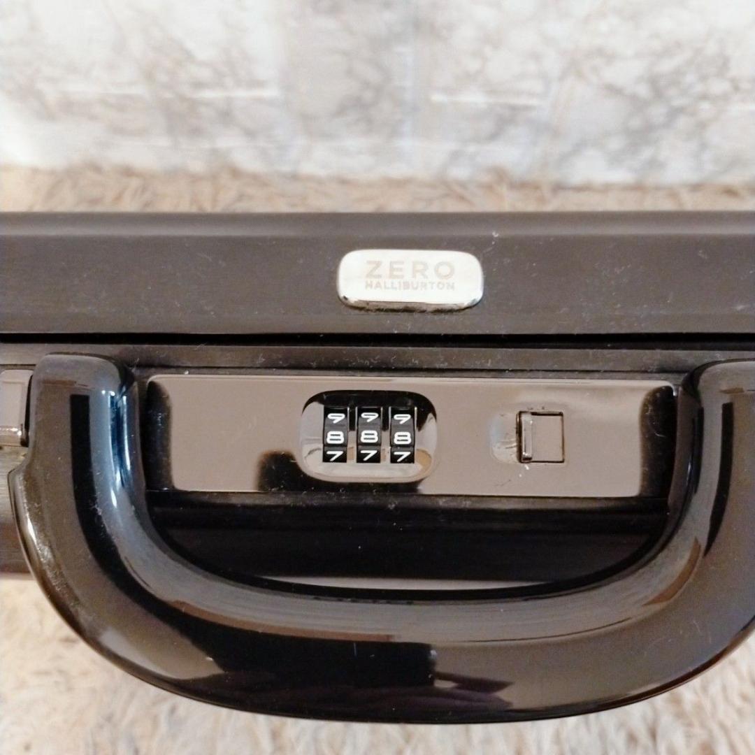 新作　ゼロハリバートン PURSUIT ALUMINUM アタッシュケース