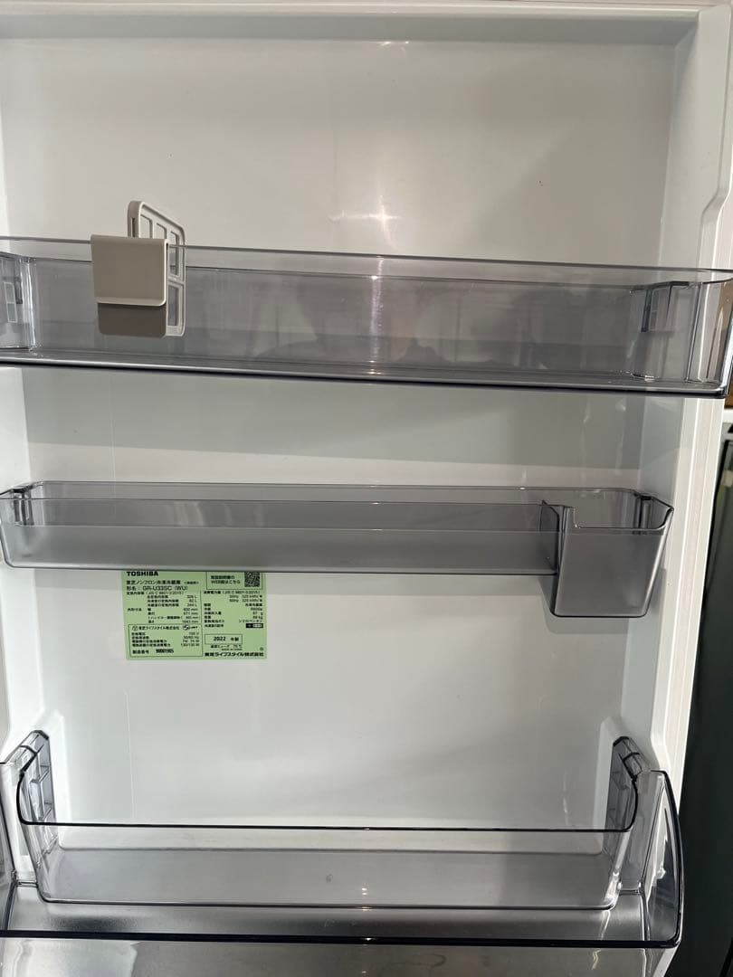 2022年製　326L TOSHIBA GR-U33SC冷凍冷蔵庫　送料無料　T