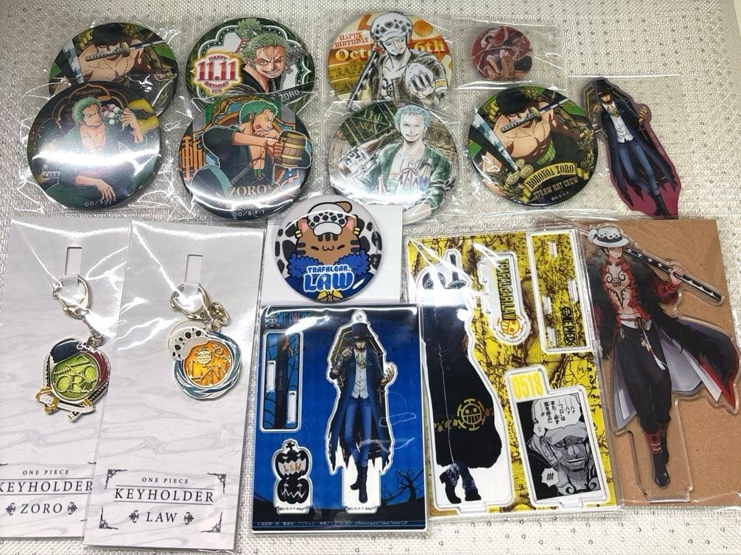 ONE PIECE 輩缶バッジ　 トラファルガーローアクリルスタンド　纏め売り