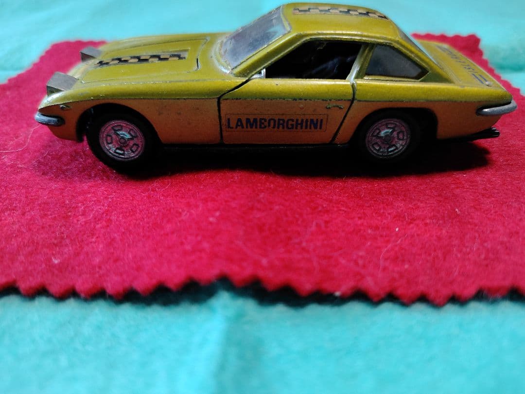 ミニカ　ランボルギーニ　イスレロ