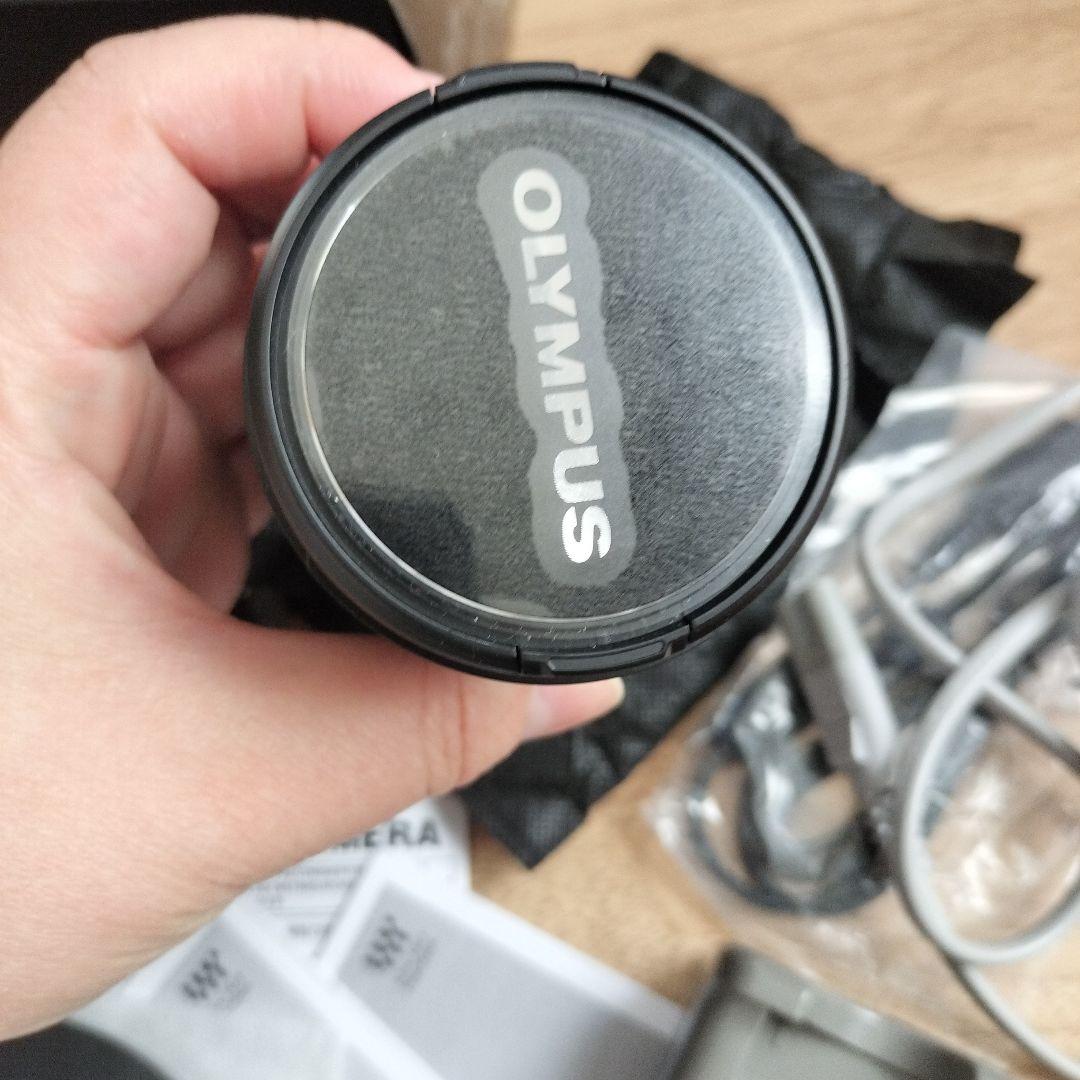 OLYMPUS OM-D E-M10 Mark II ダブルズームキット