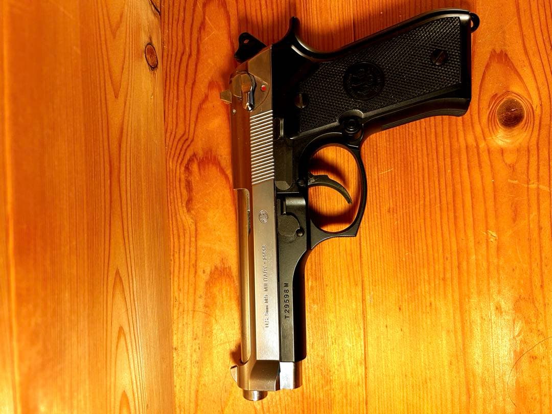 東京マルイ　‼️M92F ガスブローバック‼️　マガジン3本　　総額定価25960円