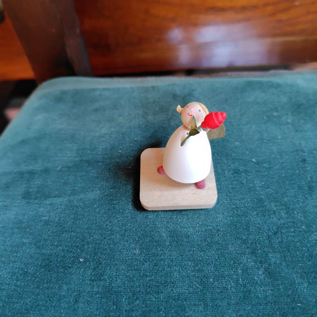 ギュンターのバラを持つ守護天使　旧デザイン