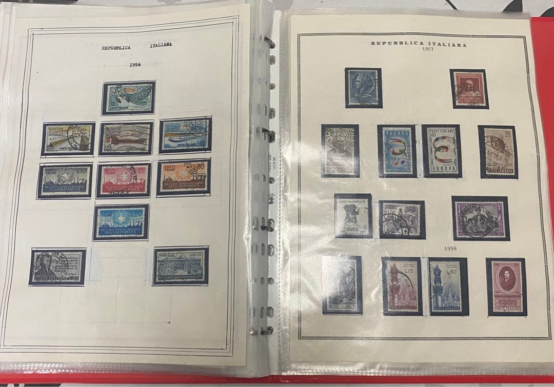 (N35) 切手コレクション イタリアの切手280枚