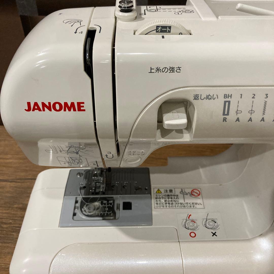 ジャノメ　電子ミシン本体　J7160