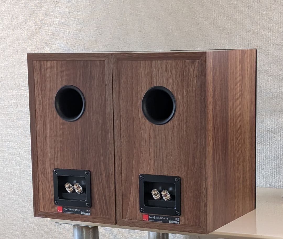 期間限定値下げ中【新品・未使用】DALI ZENSOR3