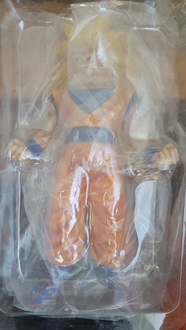 【究極の存在感！！！】ギガンティック シリーズ　孫悟空　サイヤ人3　限定ver