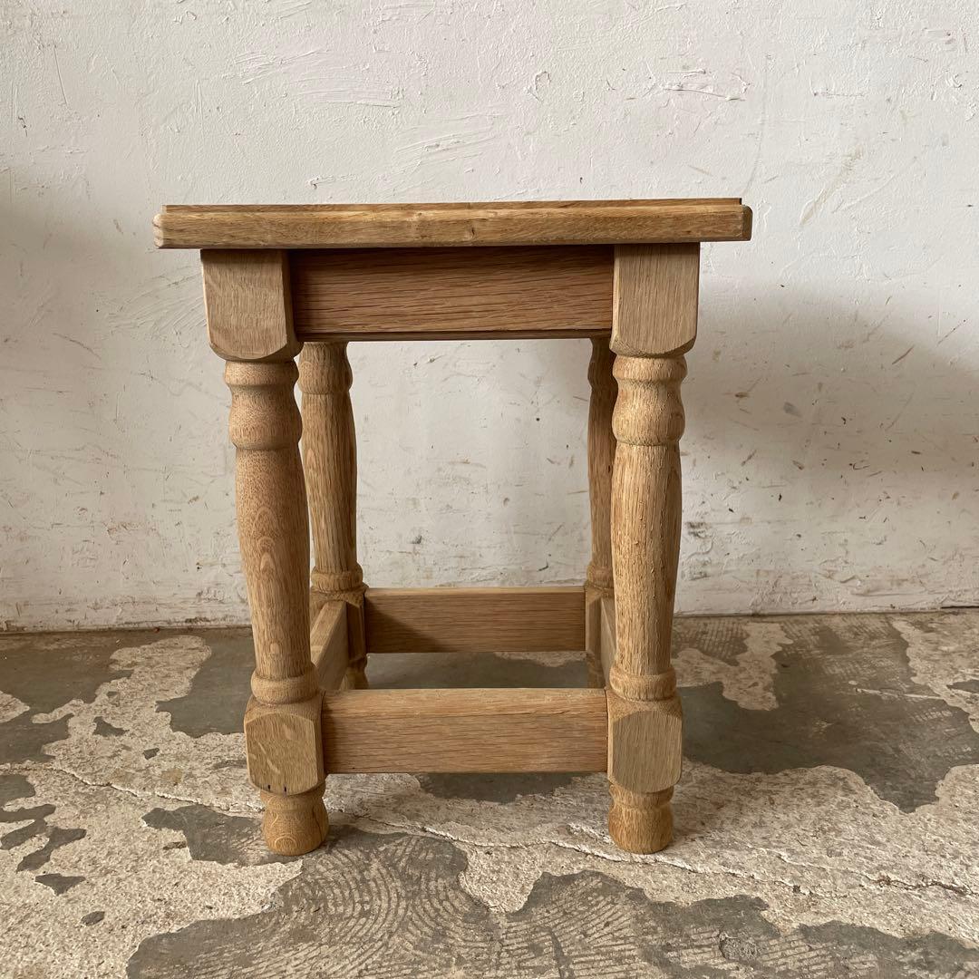 ビンテージ　サイドテーブル ベッドサイドテーブル　スツール　剥離