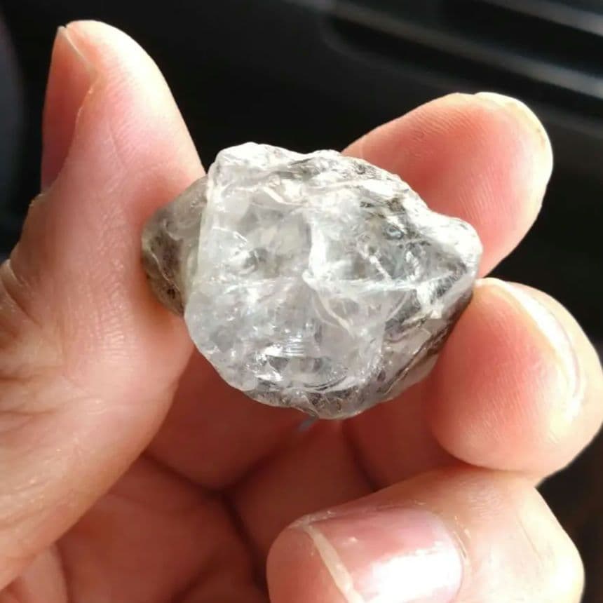 ロシア産フェナカイト原石