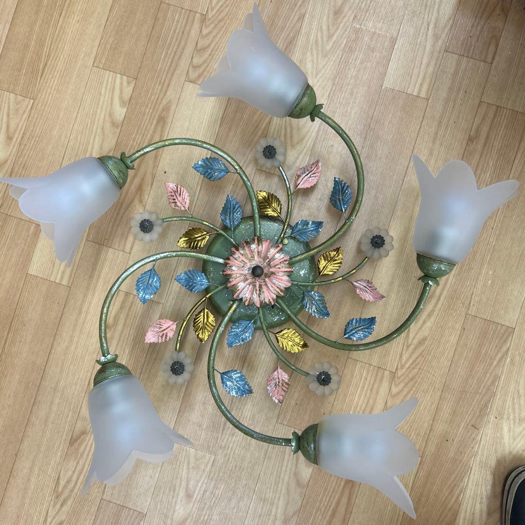 コイズミ　イルムシャンデリア5灯 フラワーガラスシェード