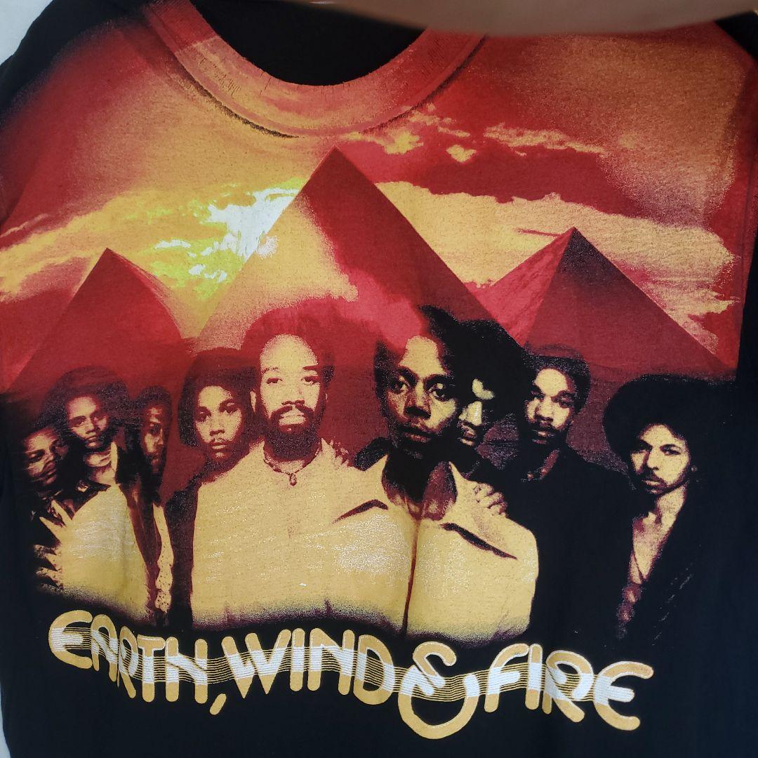 アース・ウィンド・アンド・ファイアー バンド Tシャツ 黒