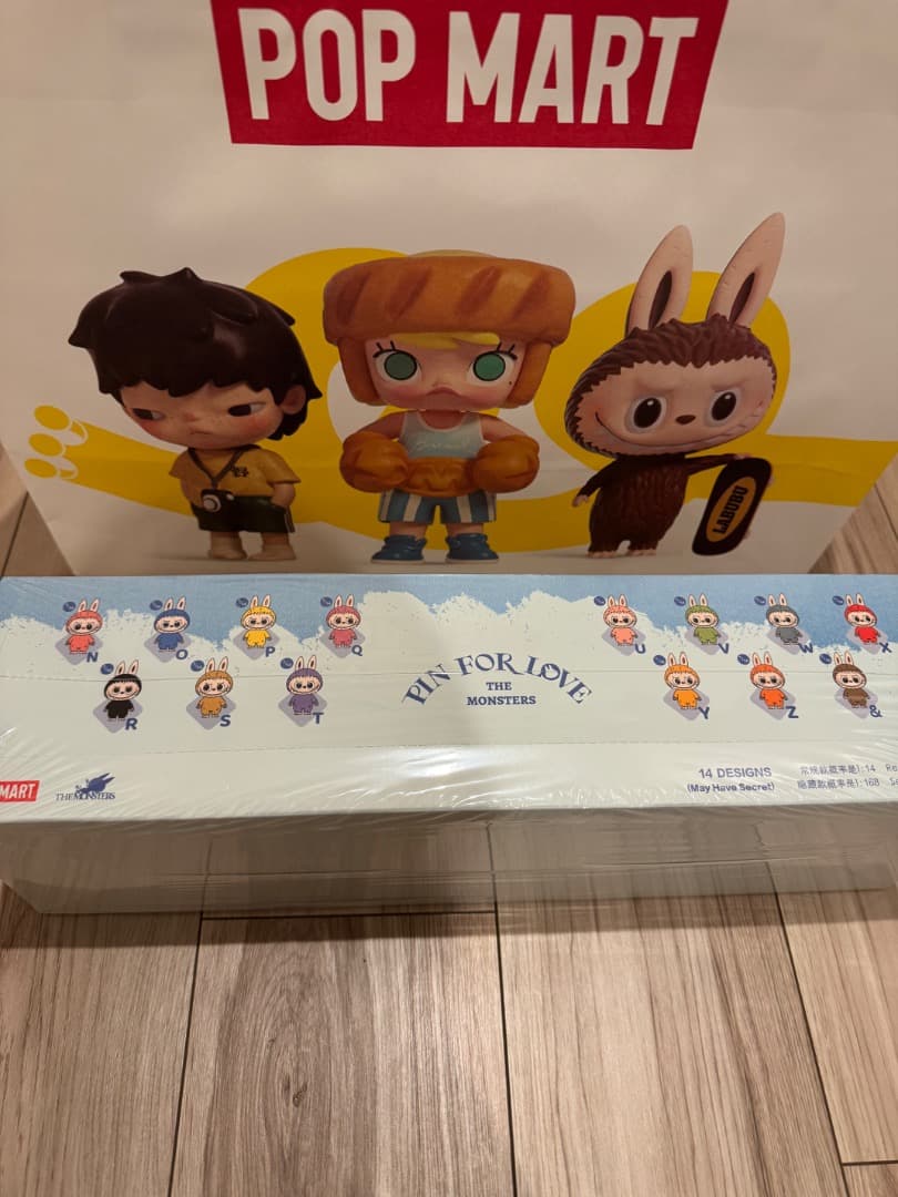 POP MART ラブブ　PIN FOR LOVEアソート ボックス