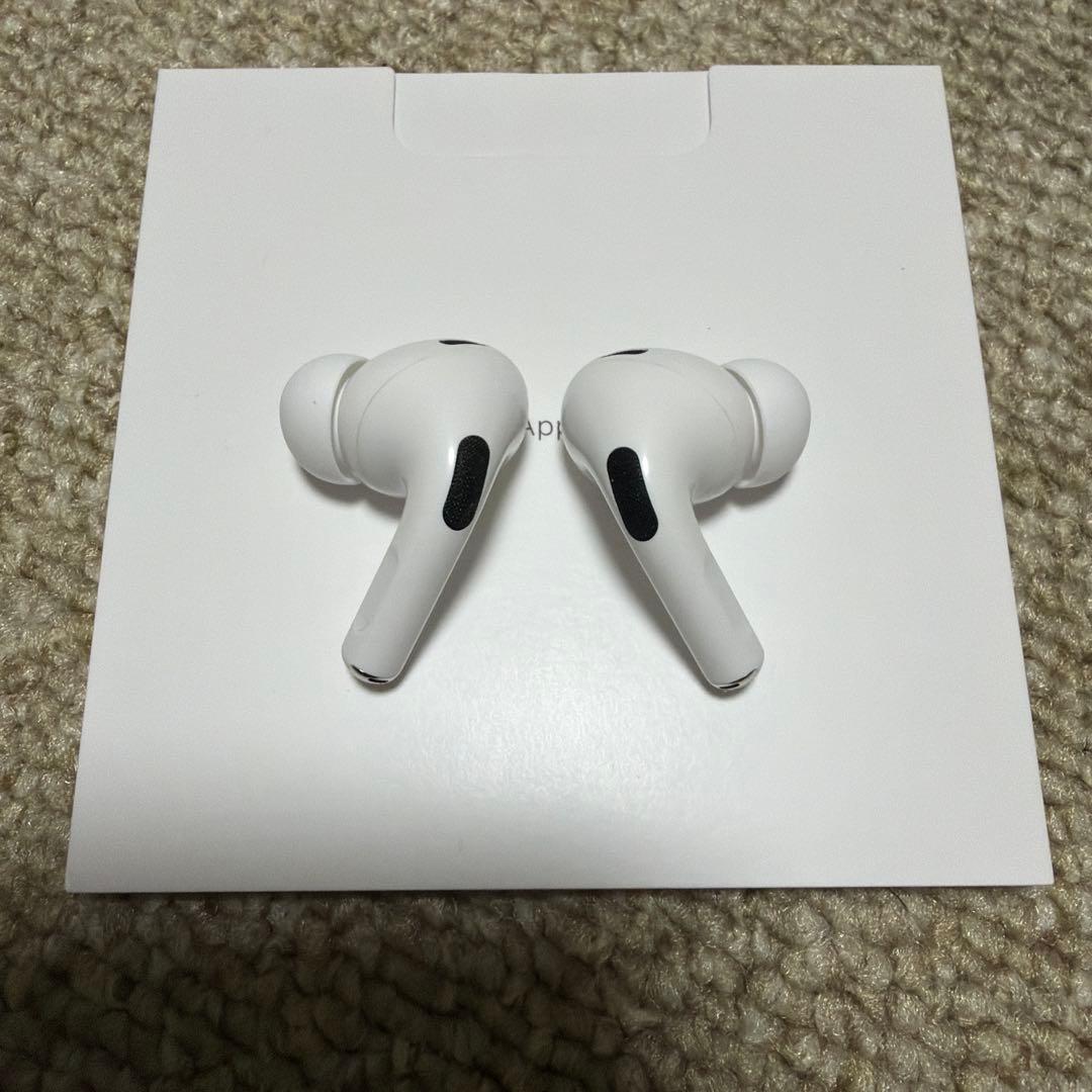 AirPods Pro 第2世代 Lightning（箱・付属品あり）