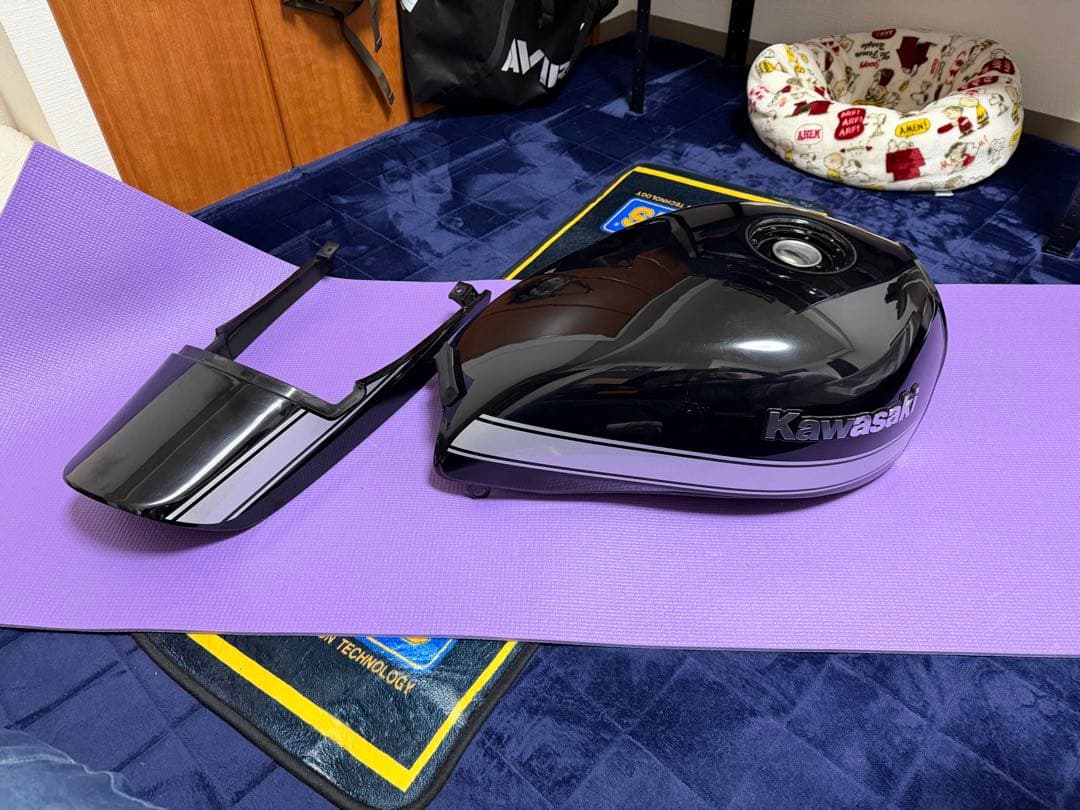 ゼファー750 タンク　リアフェンダー