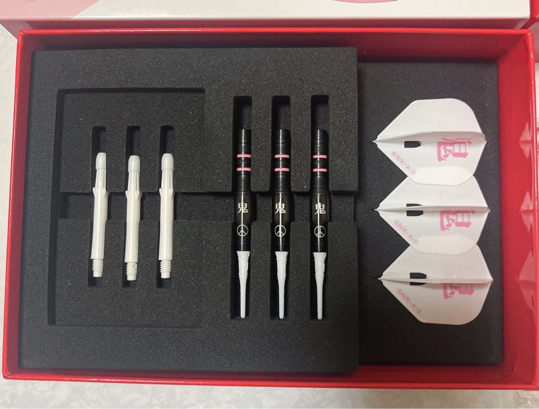 化物語シリーズ　忍野 忍ver. ダーツセット　ライブカードは付属無し