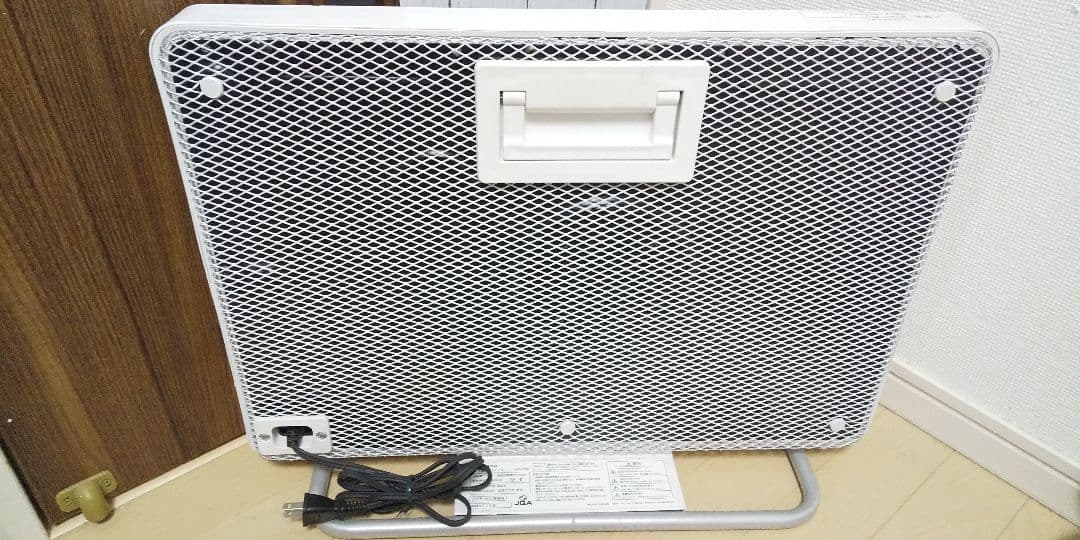 冬場に重宝します、オススメ✨AMADANA遠赤外線ヒーター