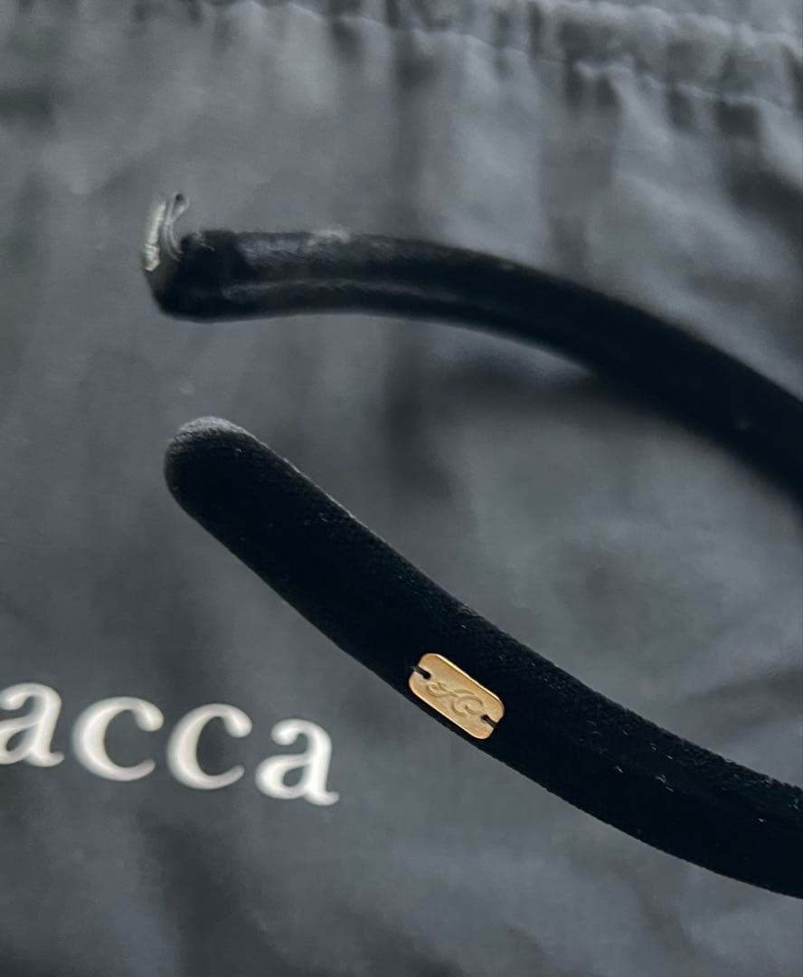 【極美品】acca カチューシャ　ベロア　アッカ