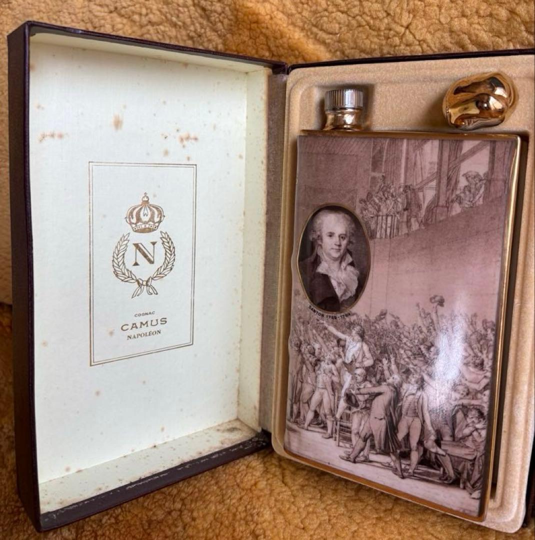 《新品/未開封》古酒　コニャック　NAPOLEON CAMUS BOOK