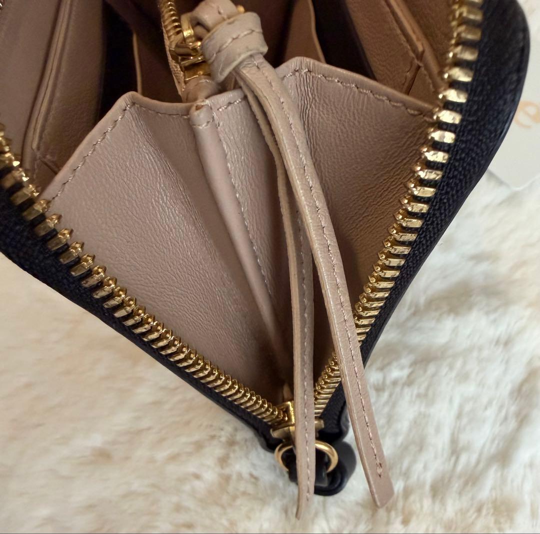 【稀少デザイン】 Chloe ★ラウンドファスナー　ウォレット
