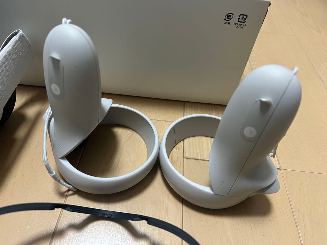 スマホアクセサリー  Quest 2 64GB
