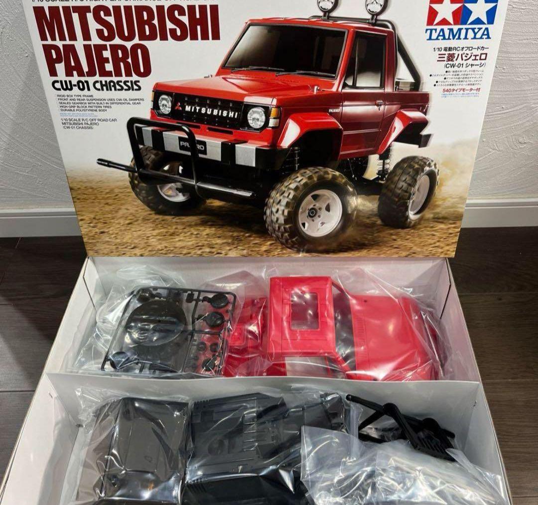 新品未組立品 1/10RC 三菱 パジェロ (CW-01シャーシ）タミヤラジコン