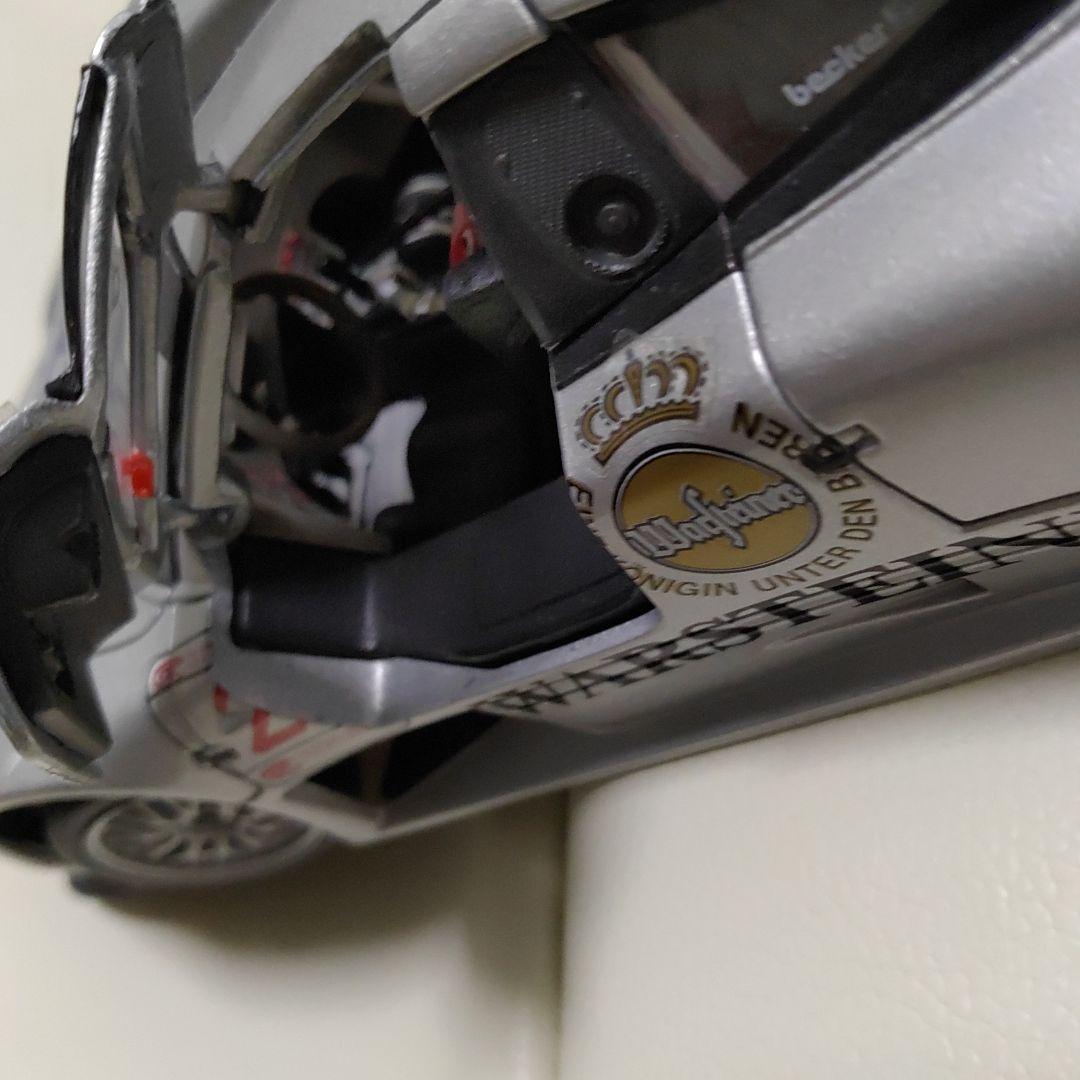 ベンツCLK−GTR 1/18 ミニカー