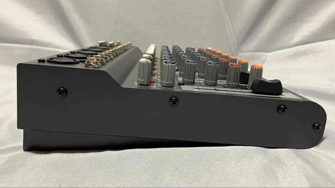 Behringer XENYX 1002B 10ch アナログミキサー 元箱あり