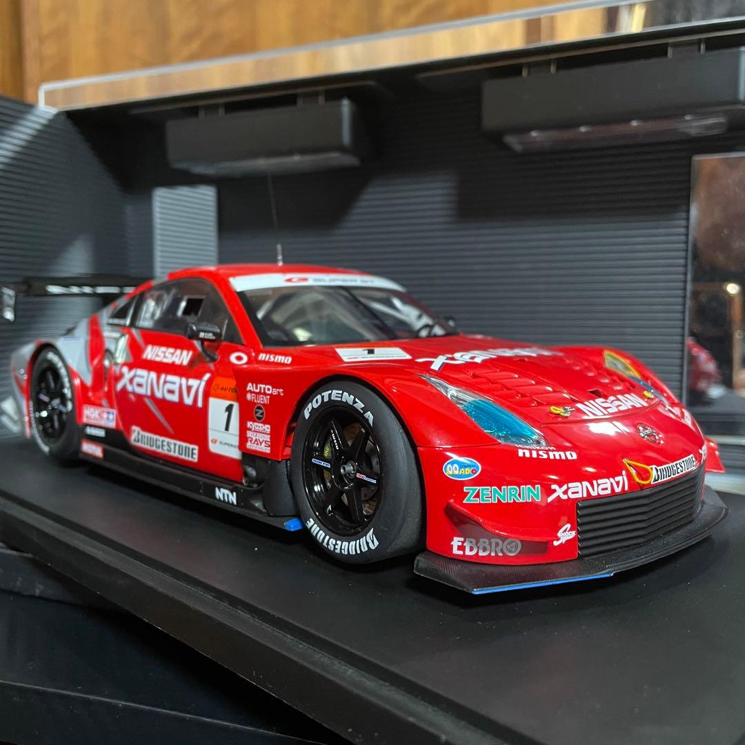 未展示品　オートアート1/18 Xanavi NISMO Z 2005
