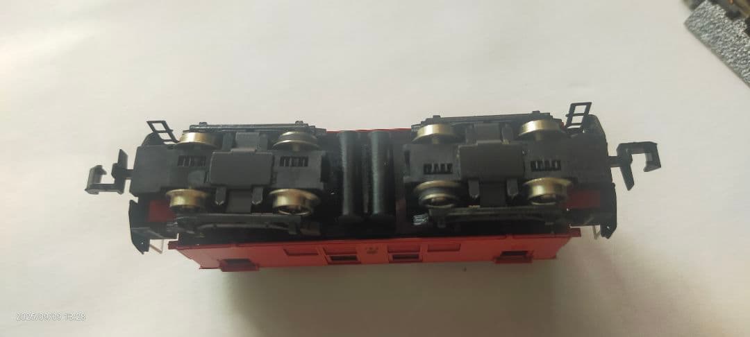 ワールド工芸西武Ｅ61赤 電気機関車 塗装済完成品