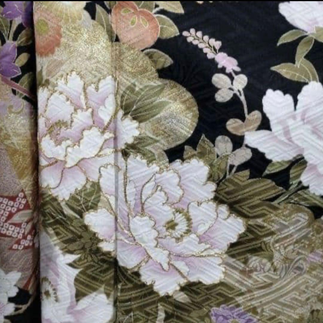 振袖フルセット 振袖 駒刺繍　黒地　成人式 卒業式　正絹 花柄刺繍着物
