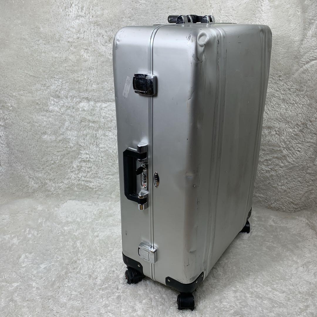 ZERO HALLIBURTON スーツケース