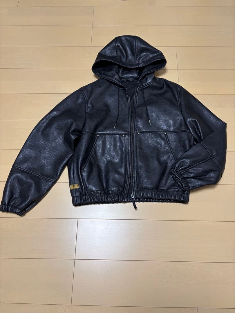 ZARA フェイクレザーフーデッドジャケット　Lサイズ