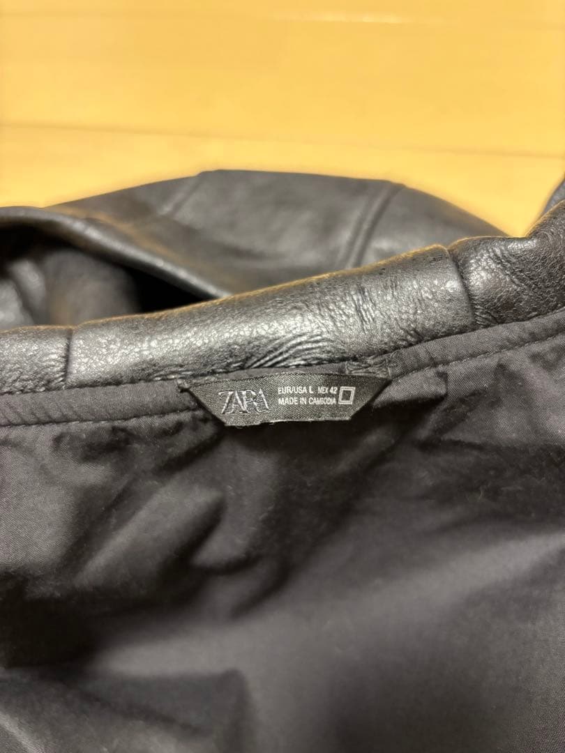 ZARA フェイクレザーフーデッドジャケット　Lサイズ