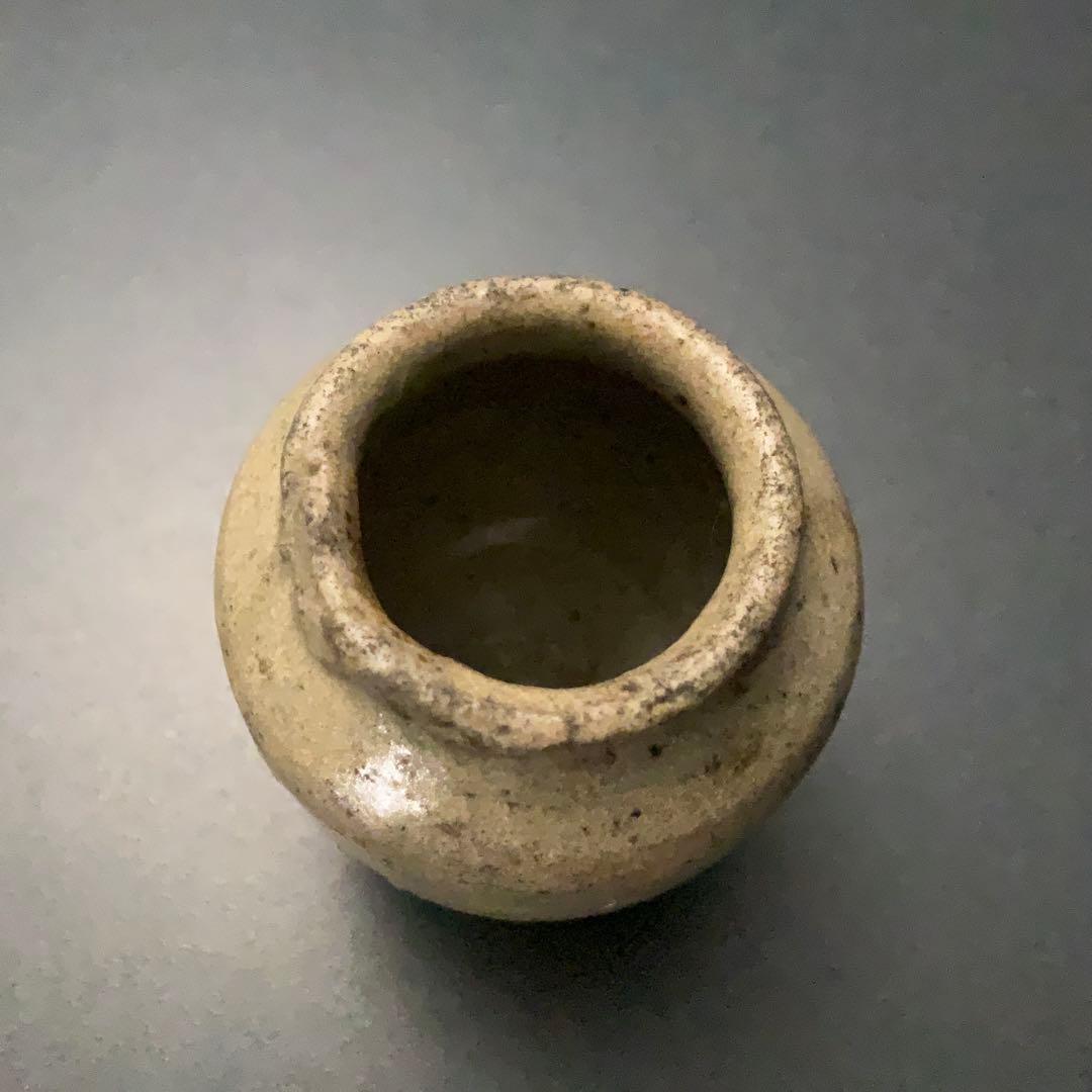 高麗青磁　米色青磁小壺　韓国　骨董　R1399ダM