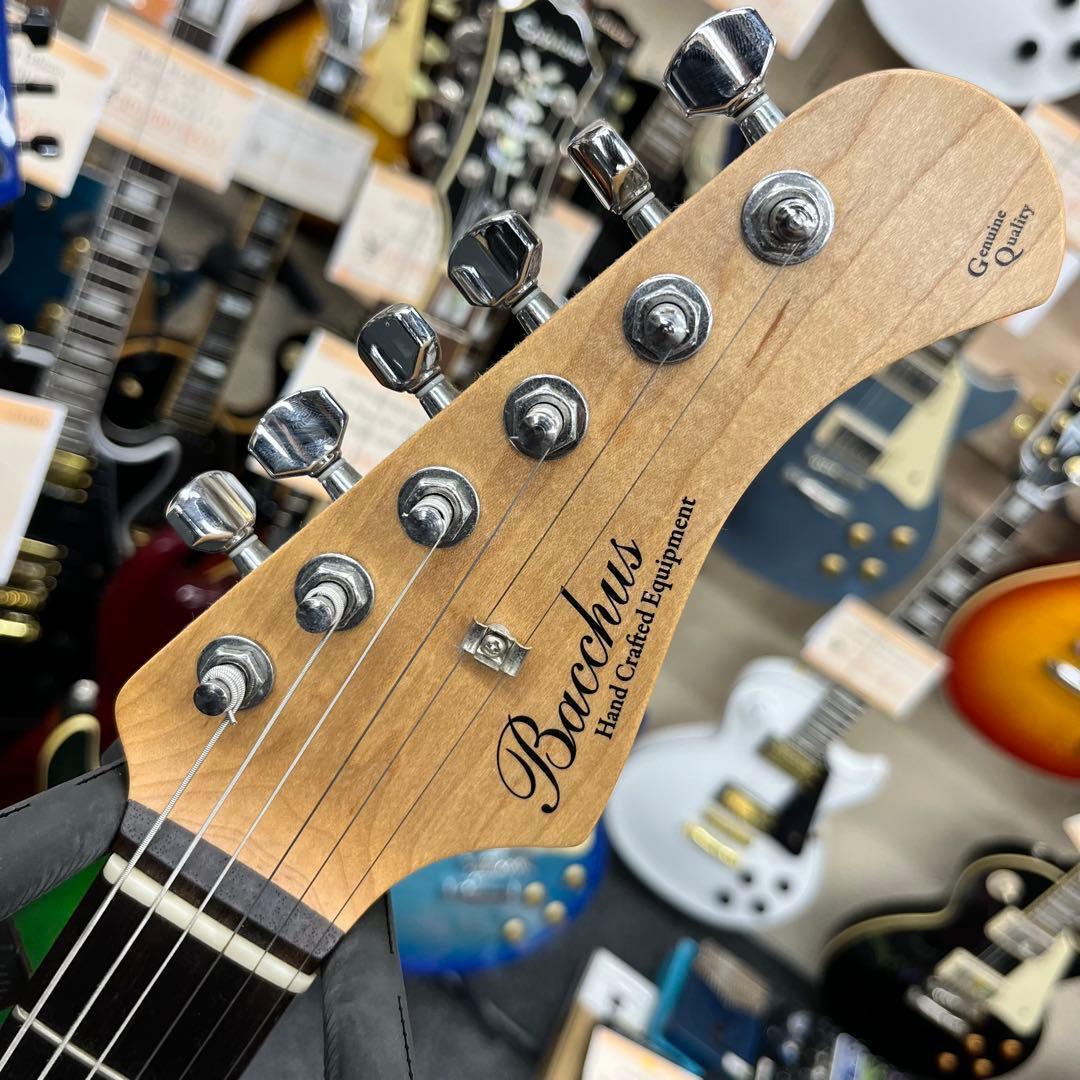 【11157】 Bacchus WINDY PLD ジャズマスター レッド