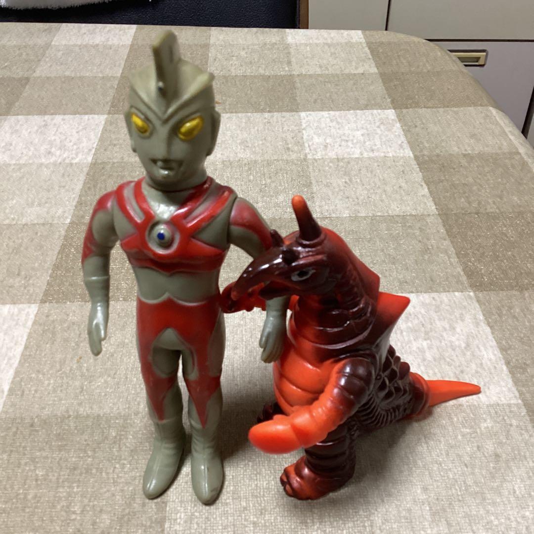 BULLMARK & マルサン　ウルトラマンAとバキシム　良品　当時物ビンテージ