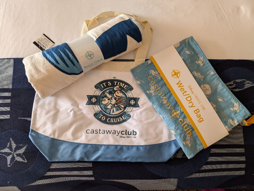 ディズニークルーズプラチナ限定　キャスタウェイクラブギフト　ビーチタオルセット