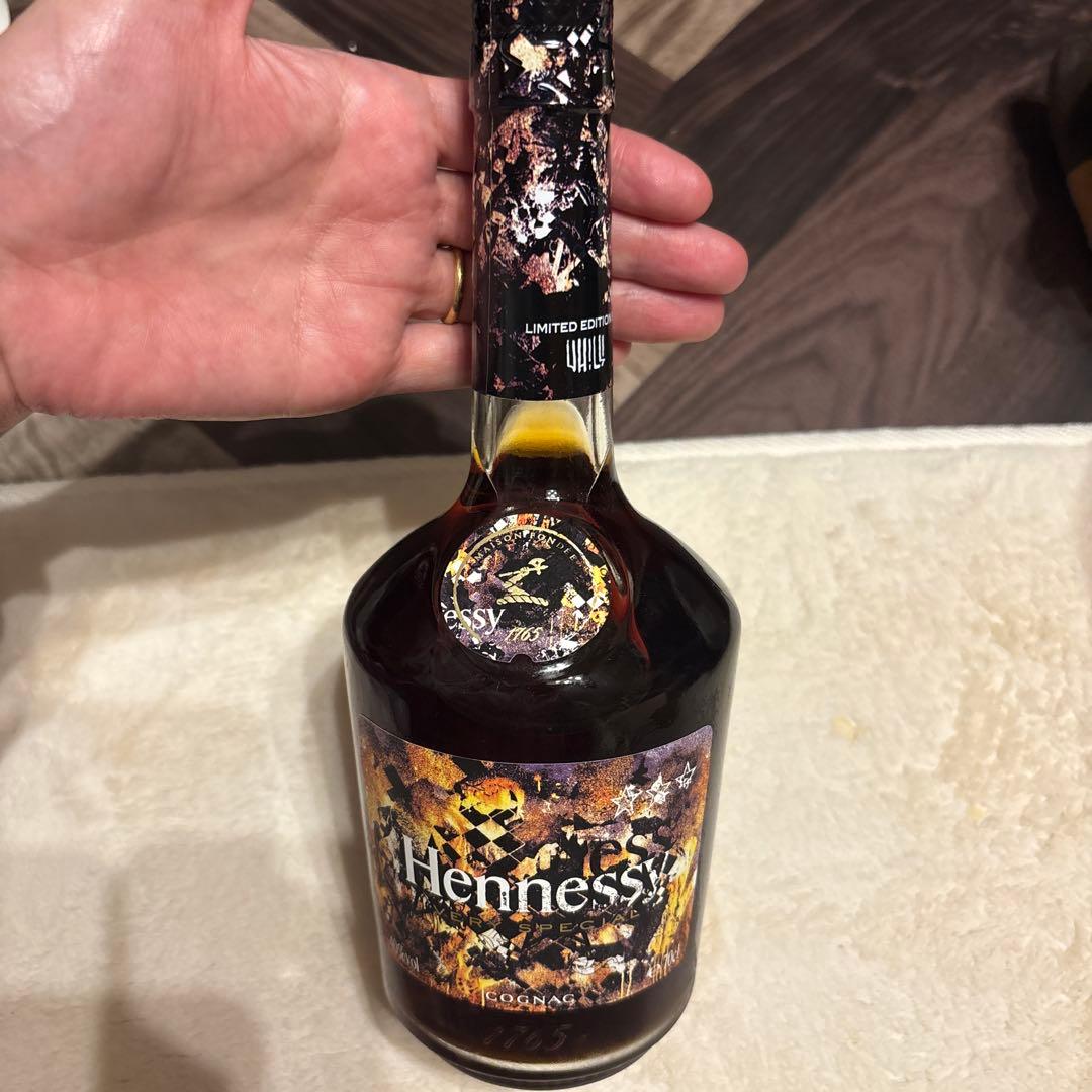 ブランデー Hennessy Limited Edition Vhils Cognac