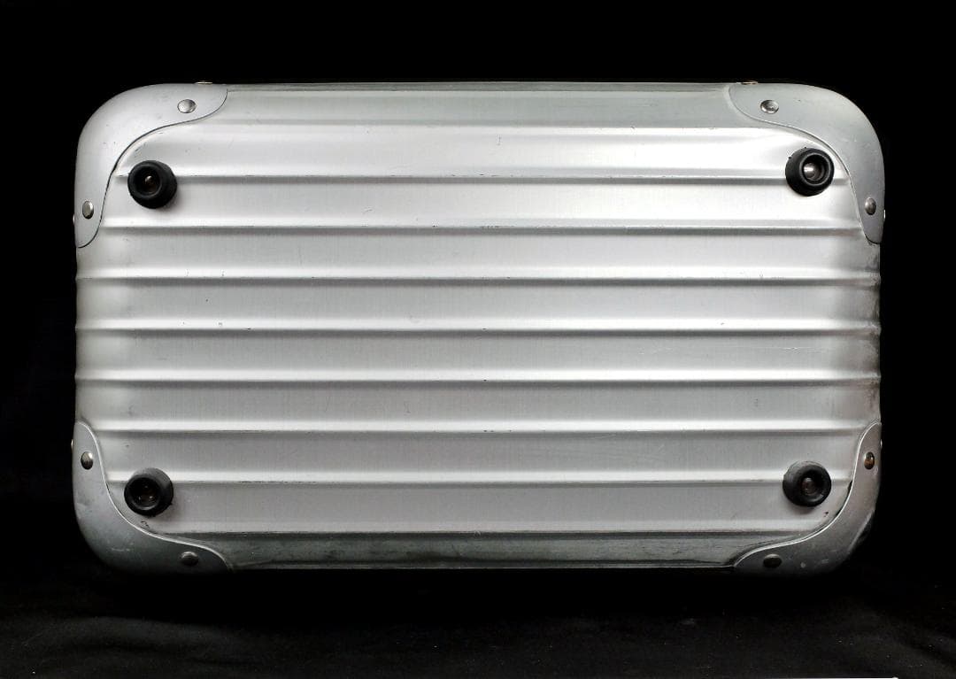 リモワ　982.73 旧盤『TOPAS/トパーズ』ビューティケース 19L 鍵付