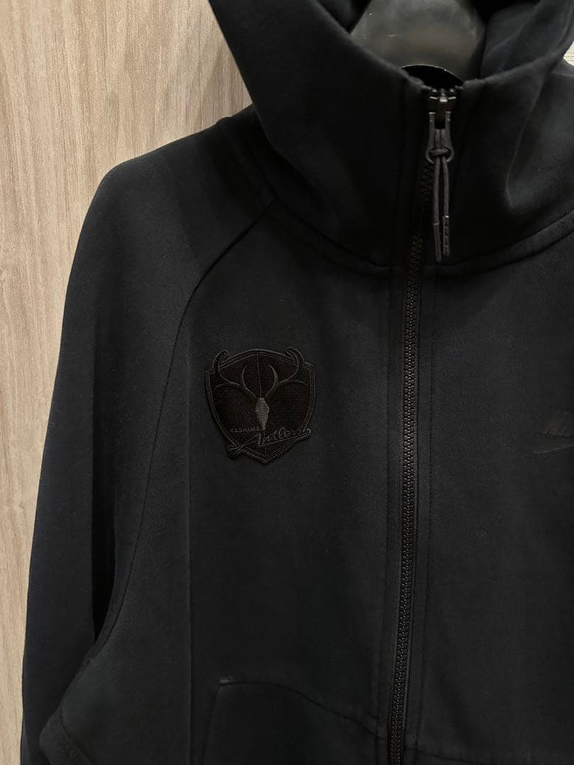 希少品　鹿島アントラーズ 19 NIKE テックフリースフルジップフーディ