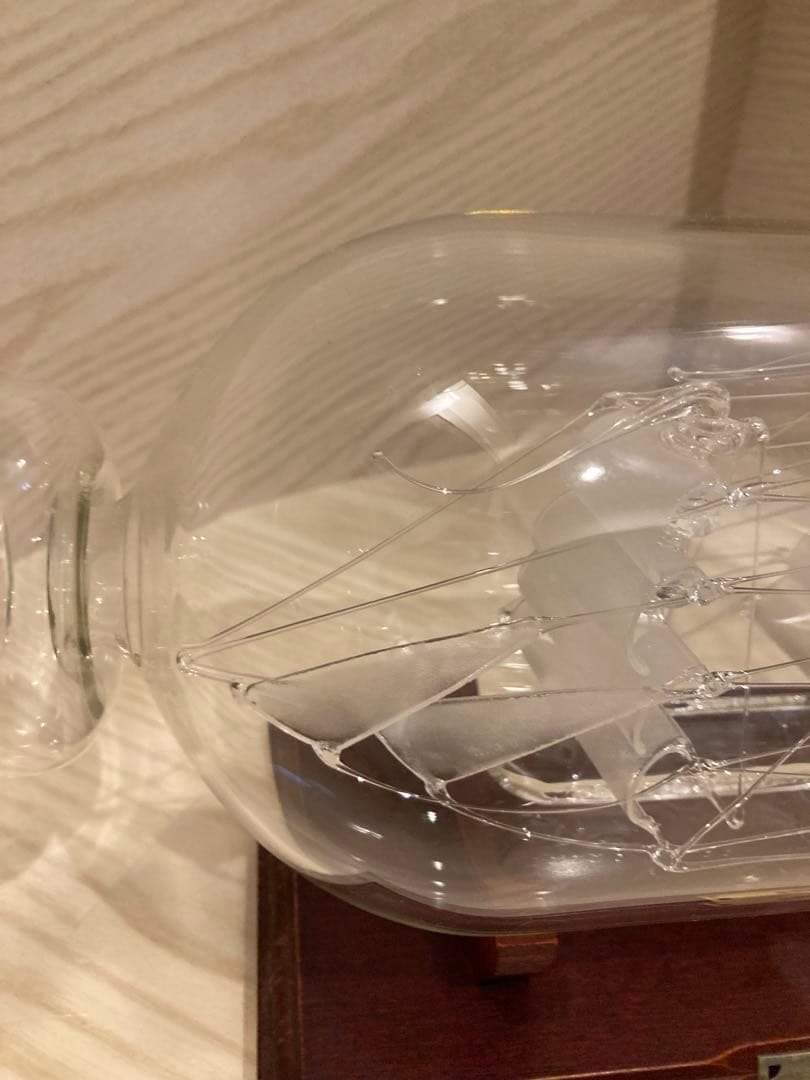 Cully Park ガラス製ボトルシップ