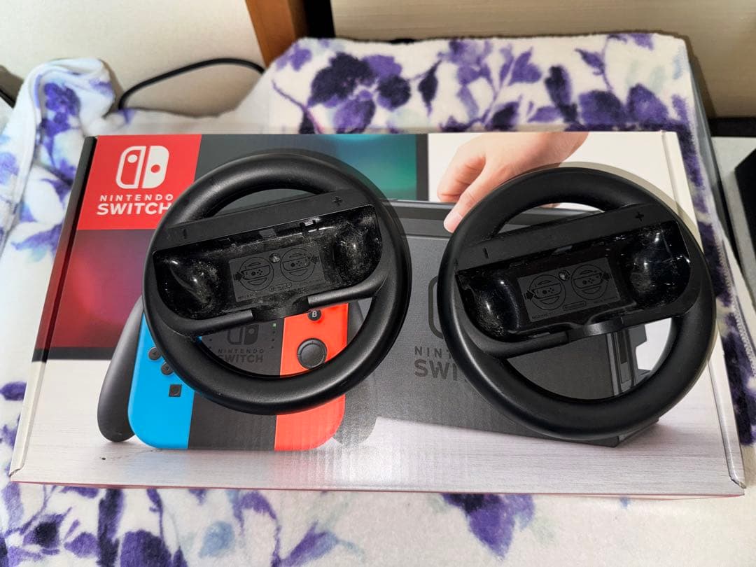 Nintendo Switch 本体 64GB SD&ハンドルコントローラ付き