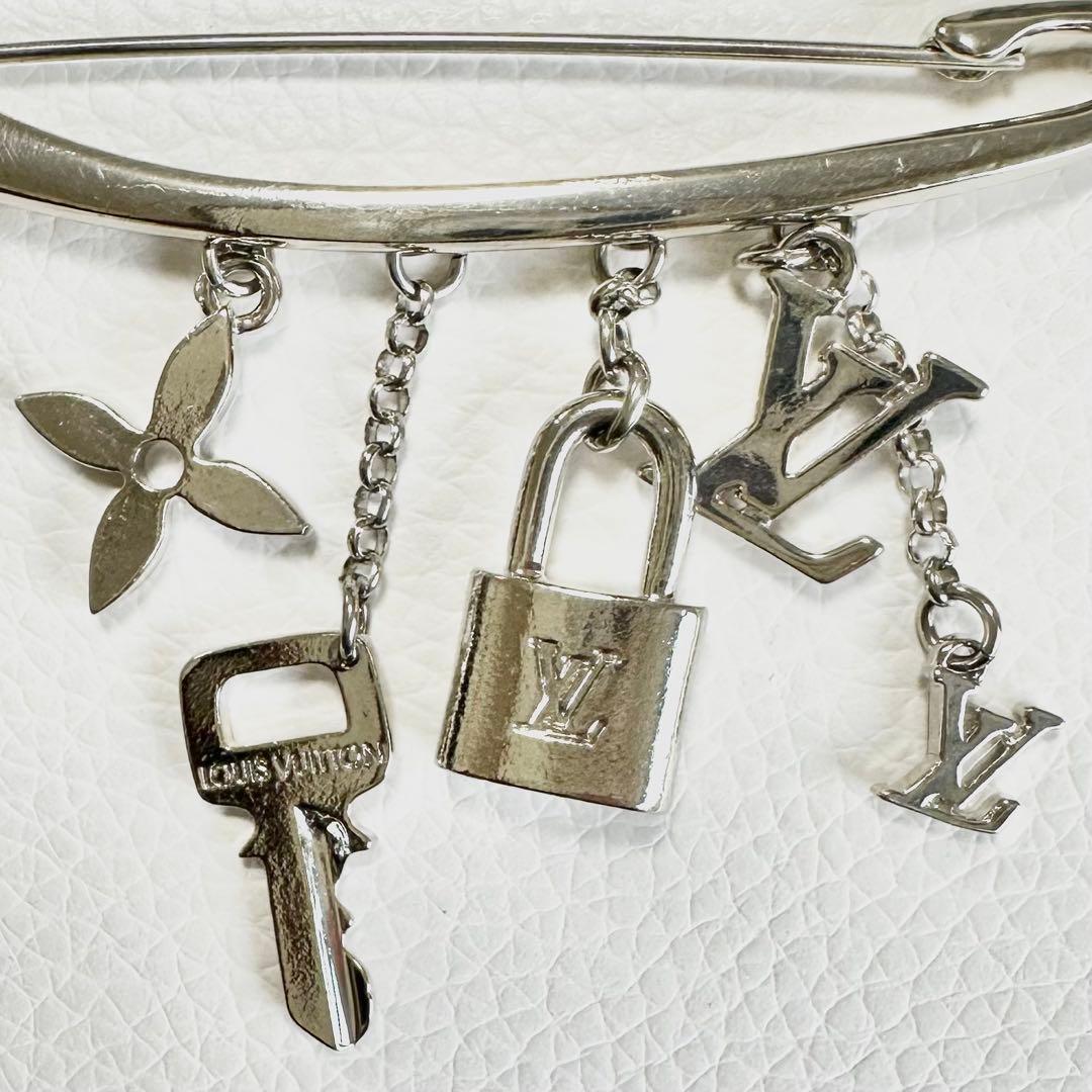 美品✨ルイヴィトン ブロッシュ エバングル ヌリス ピン ブローチ シルバー