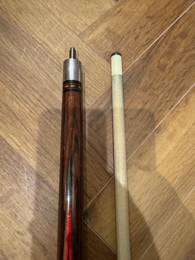 Adamビリヤードキュー