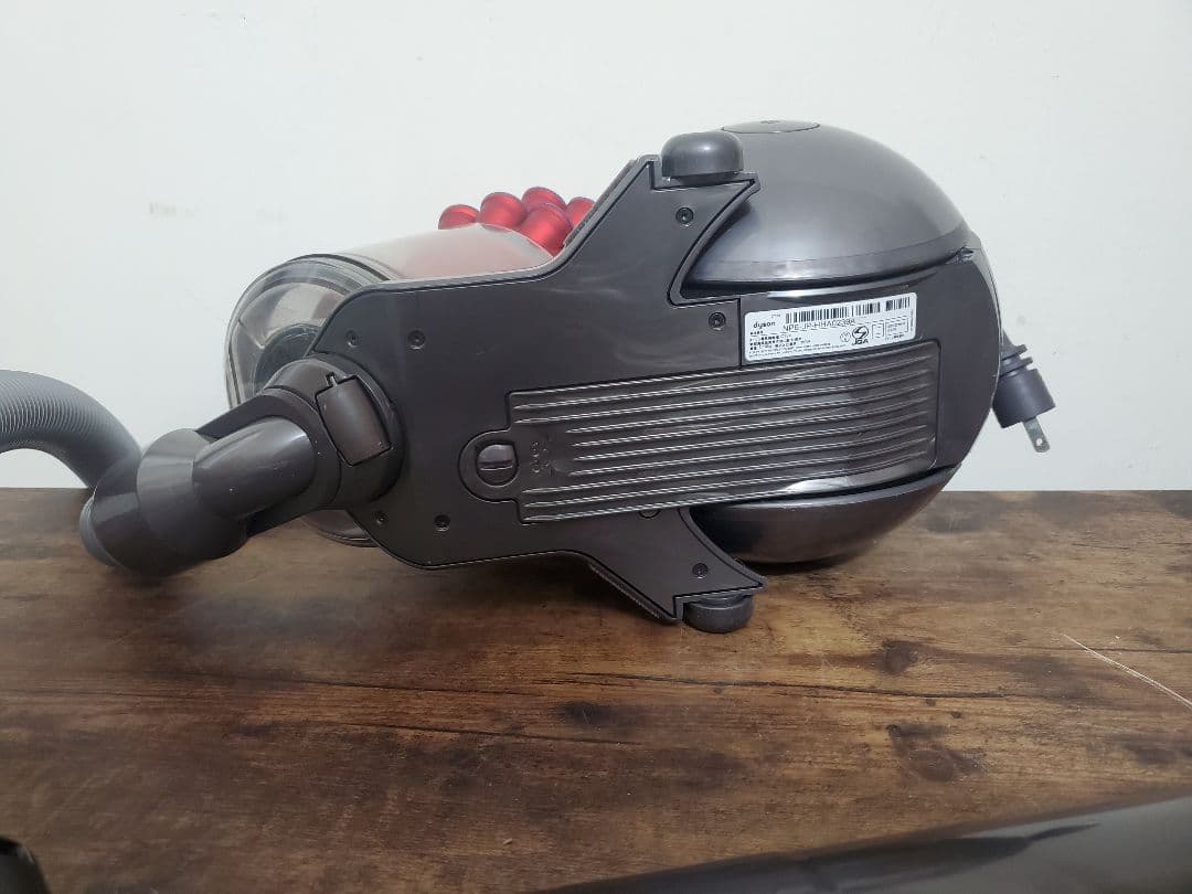 dyson CY24 キャニスター型 サイクロン掃除機　NP6-JP　ダイソン