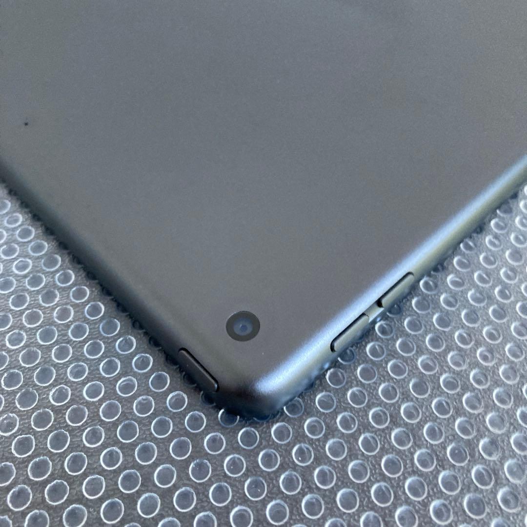 2903【早い者勝ち】iPad8 第8世代 32GB WIFIモデル☆
