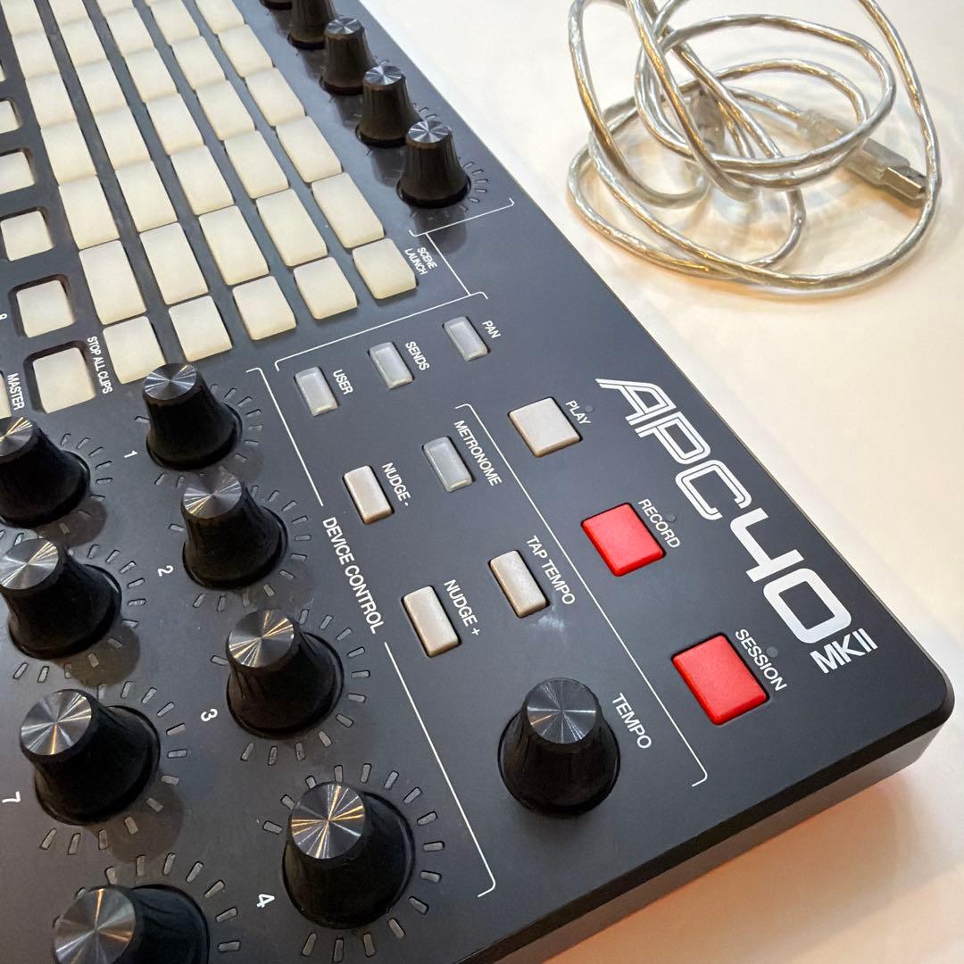 APC40 MKII MIDIコントローラー