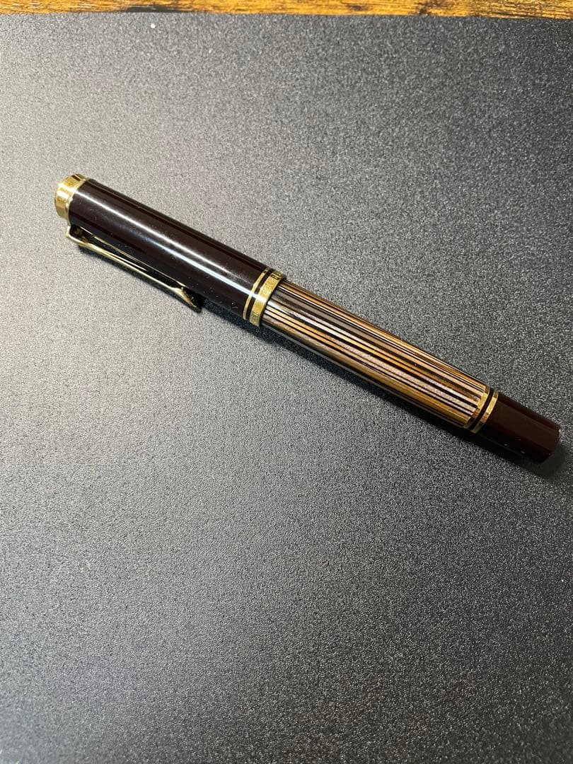 Pelikan 万年筆 M400 トータスシェルブラウン　茶縞　細字　F